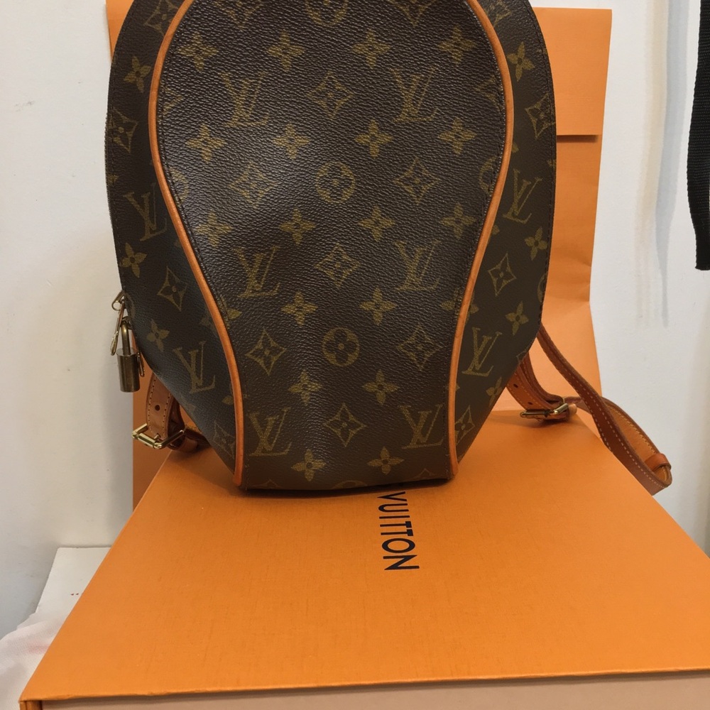 Louis Vuitton Monogram Ellipse Sac a Dos Backpack. With serial number Ml1001. - Picture 8 of 16